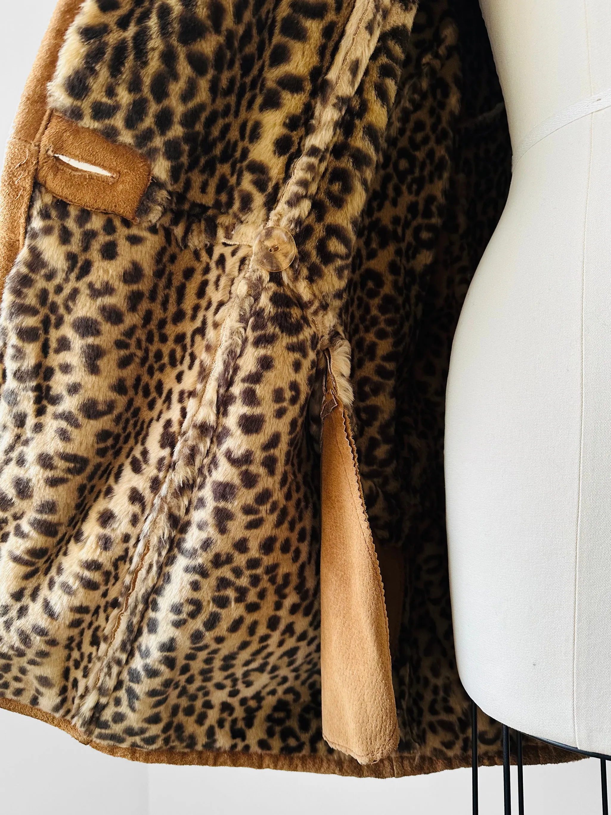 1980s Daniel Hechter Tan Suede and Faux Fur Leopard Print Hooded Jacket - Sz. M/L