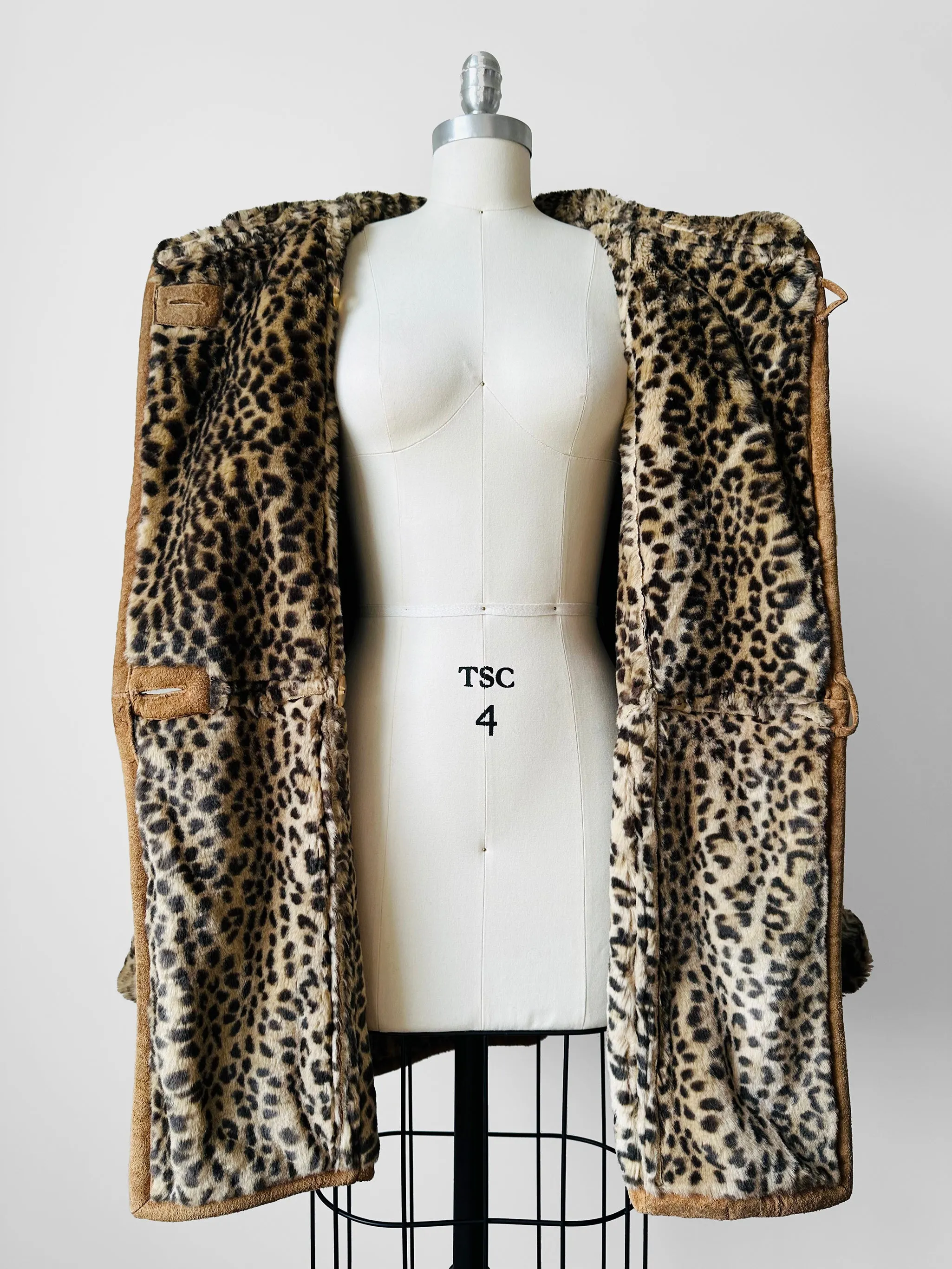 1980s Daniel Hechter Tan Suede and Faux Fur Leopard Print Hooded Jacket - Sz. M/L