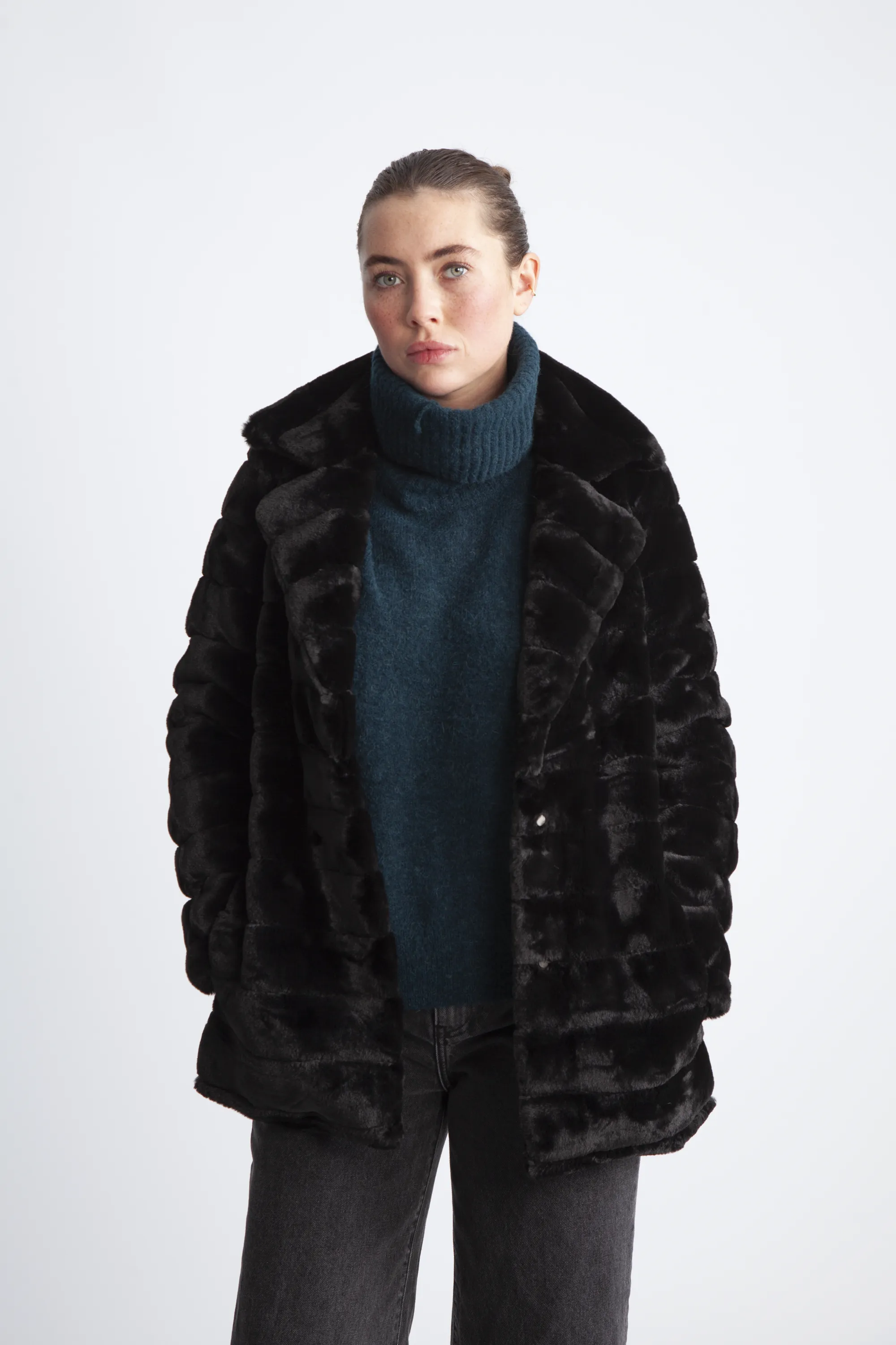 Bailey Faux Fur Coat Short - Black