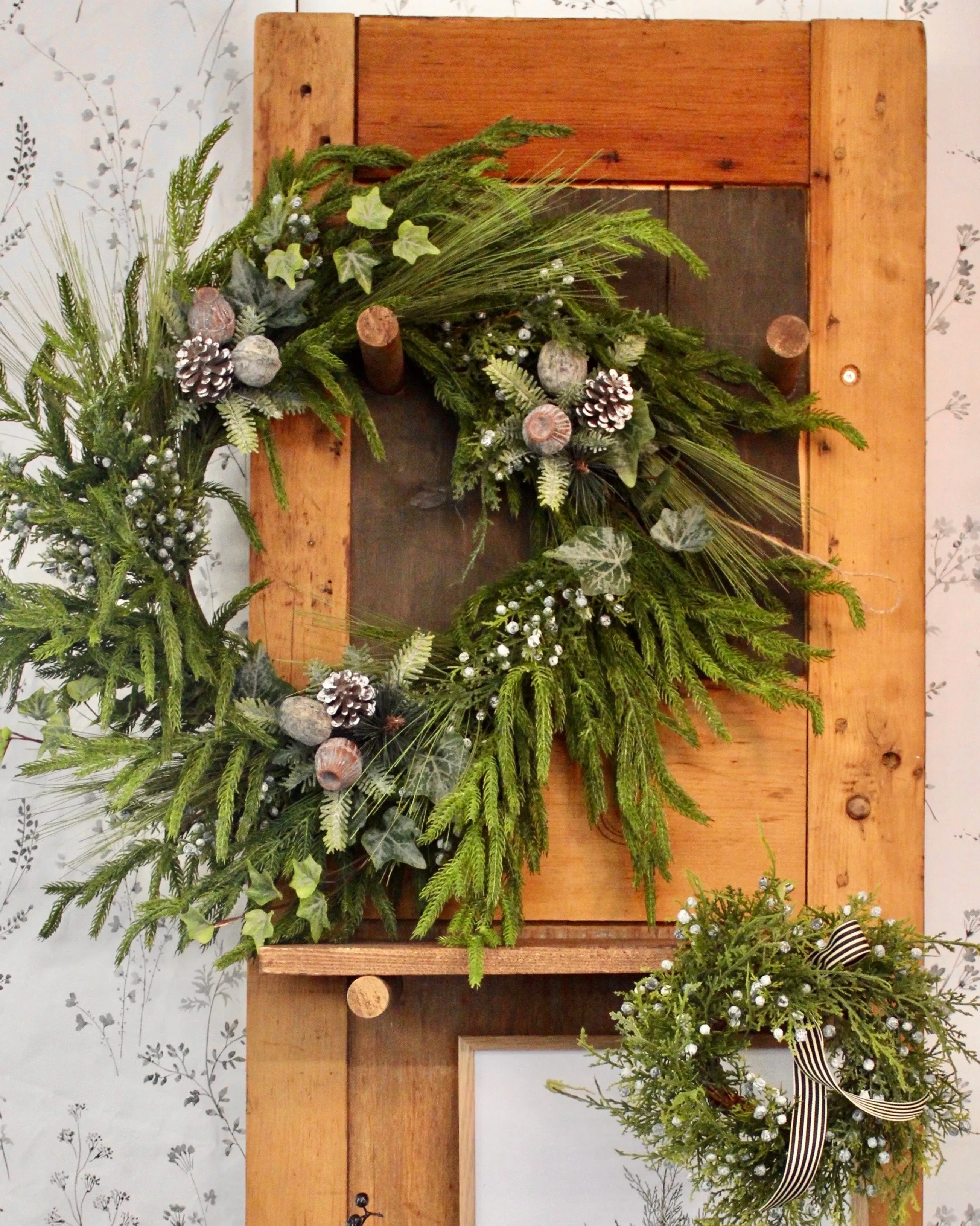 Ivy & Juniper Norfolk Wreath