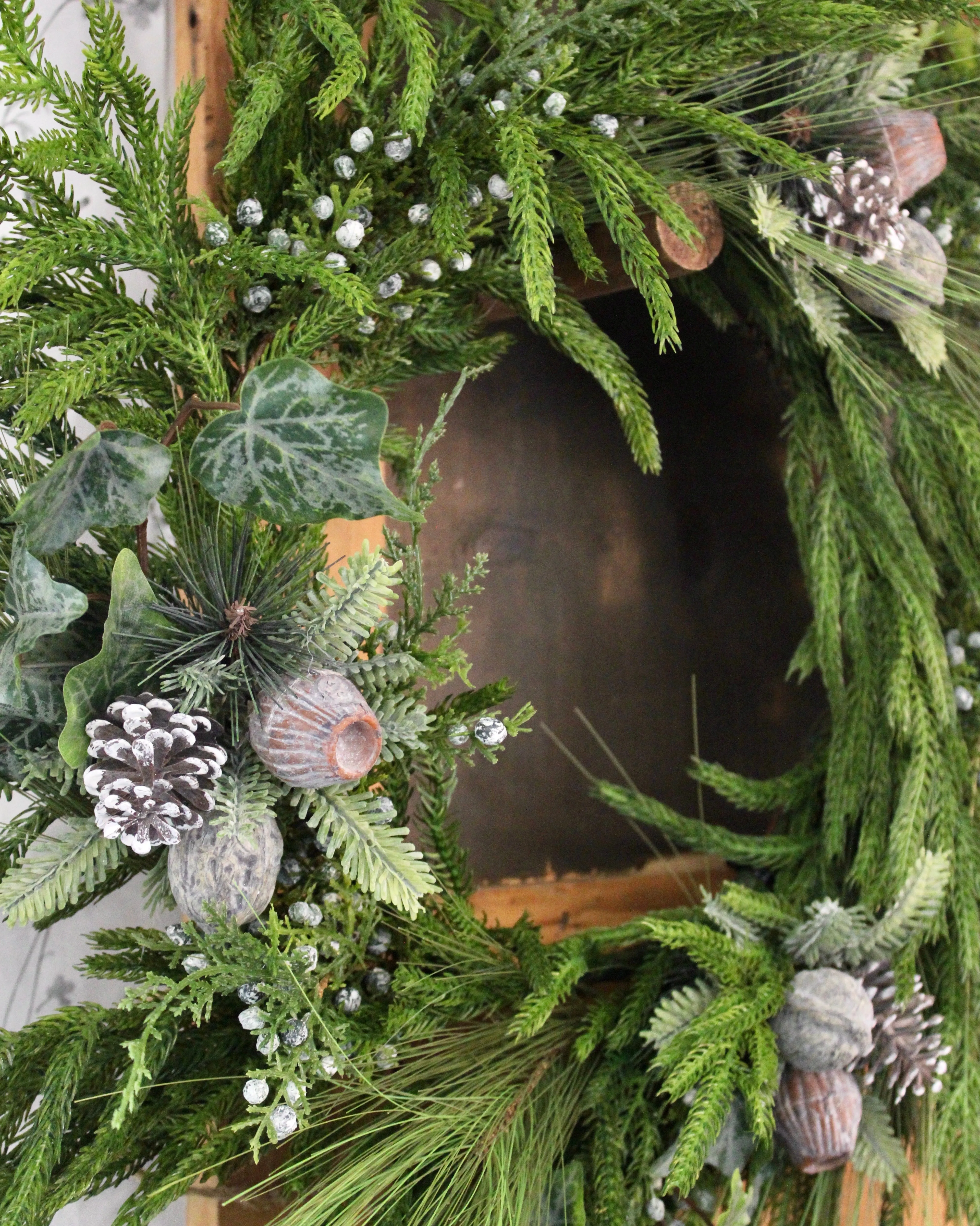 Ivy & Juniper Norfolk Wreath