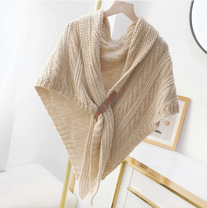 JC063305 Hand Crafted Buckle Triangular Shawl