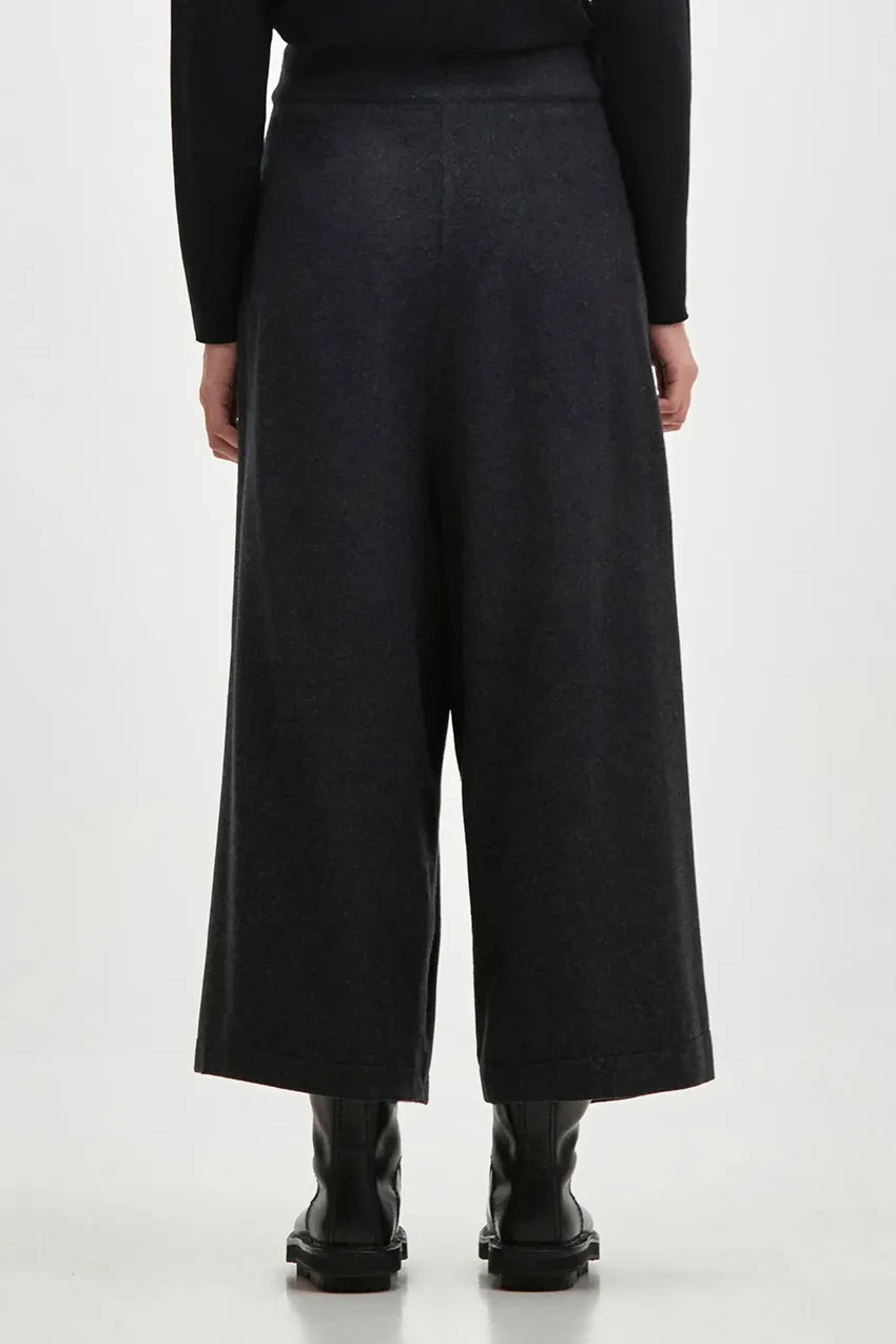 Libre Trousers