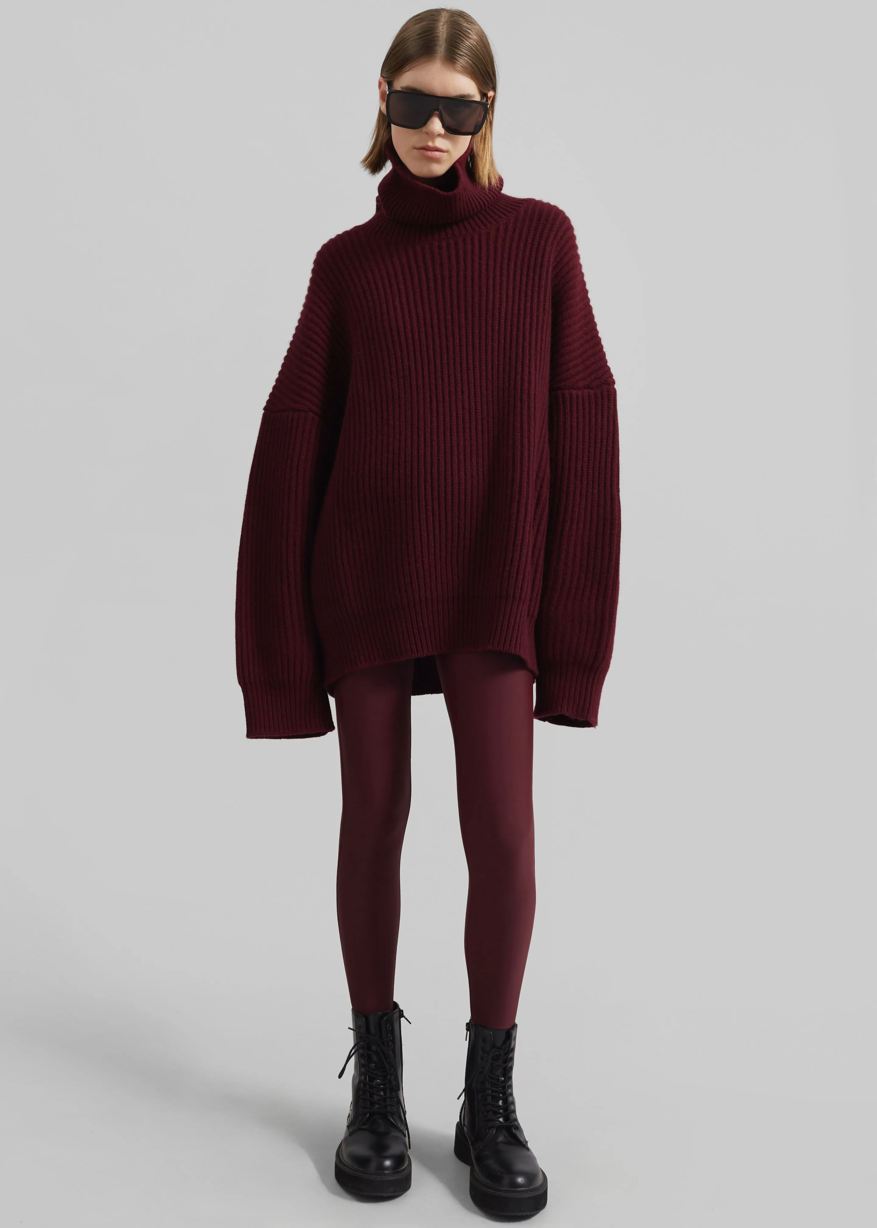 Olney Oversized Wool Turtleneck - Burgundy