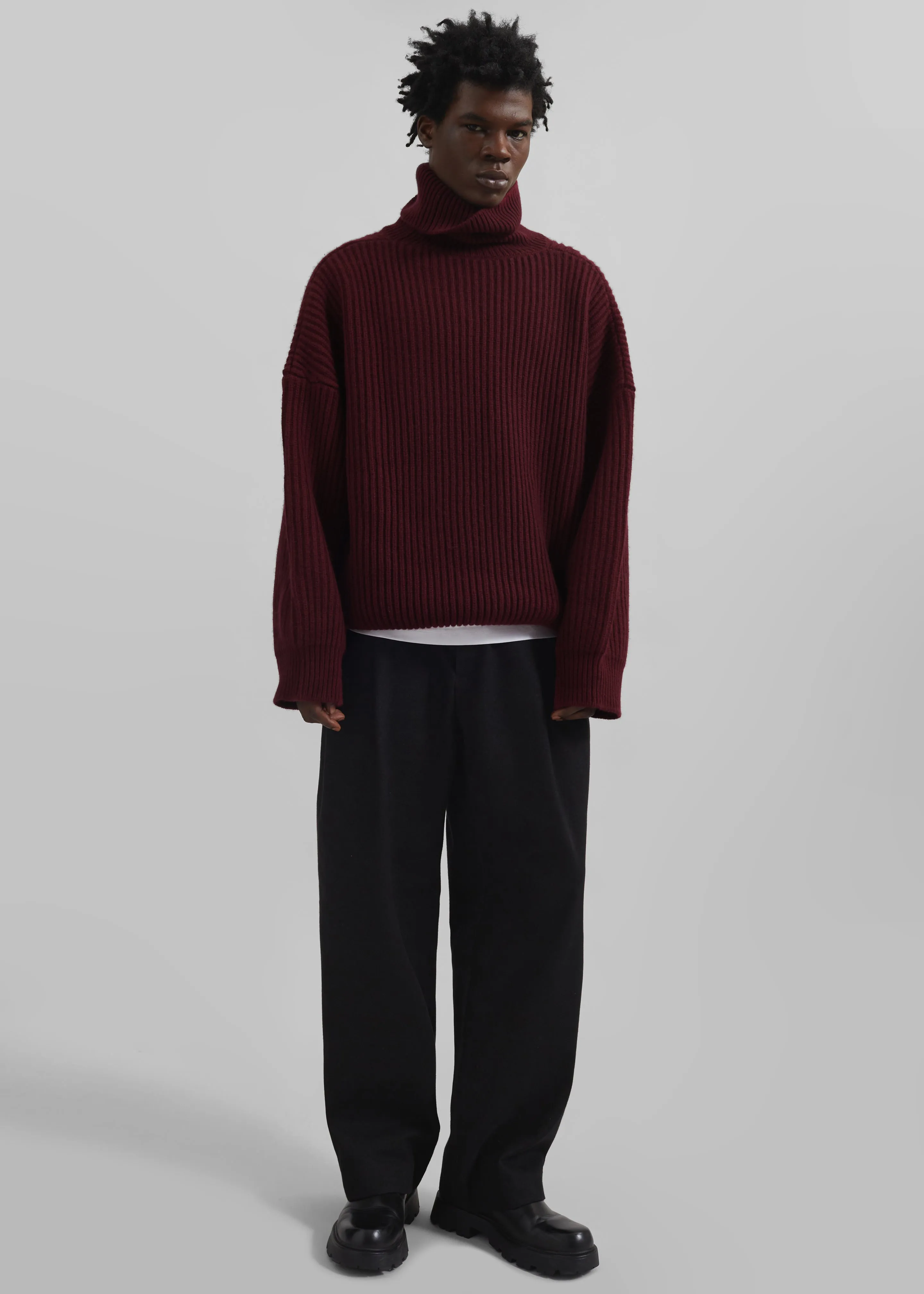 Olney Oversized Wool Turtleneck - Burgundy