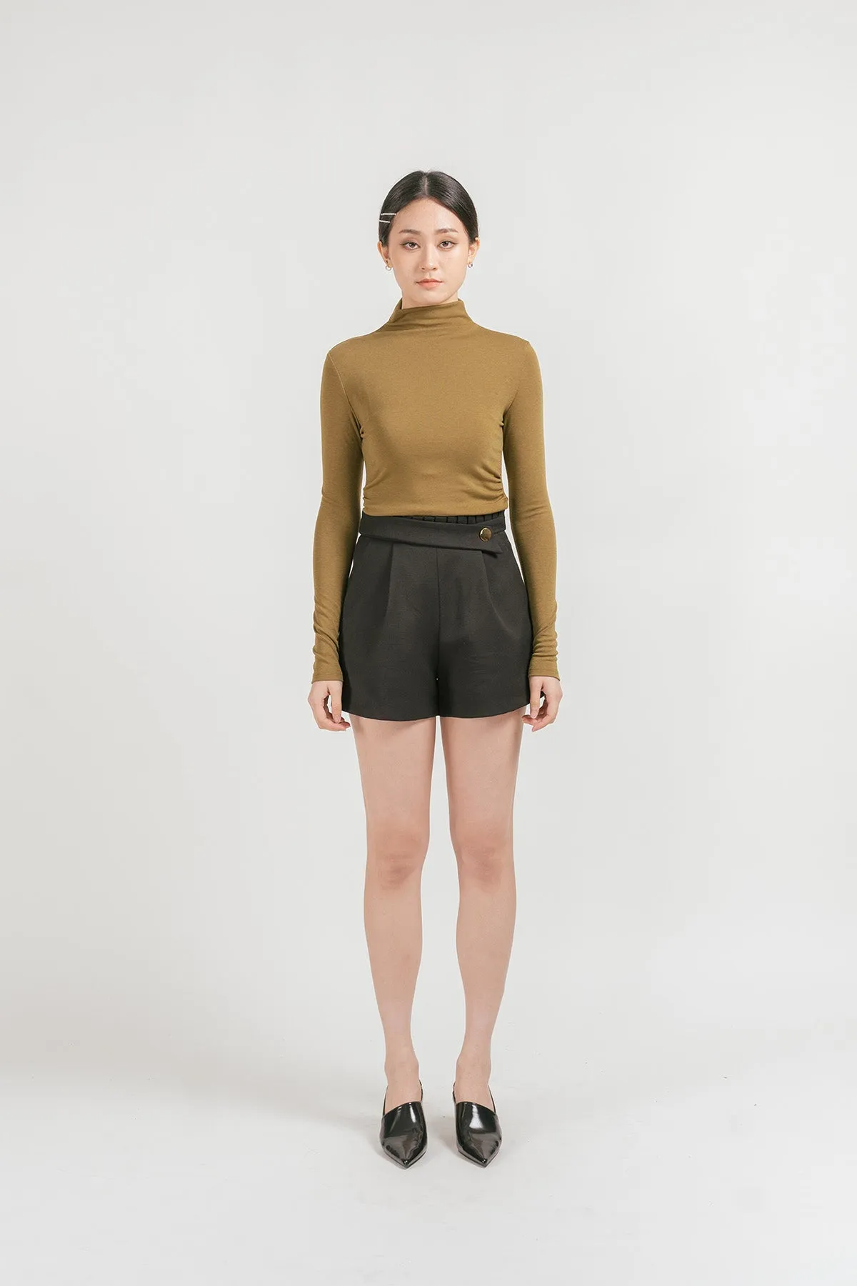 Ovinnea Ruched Turtleneck Top