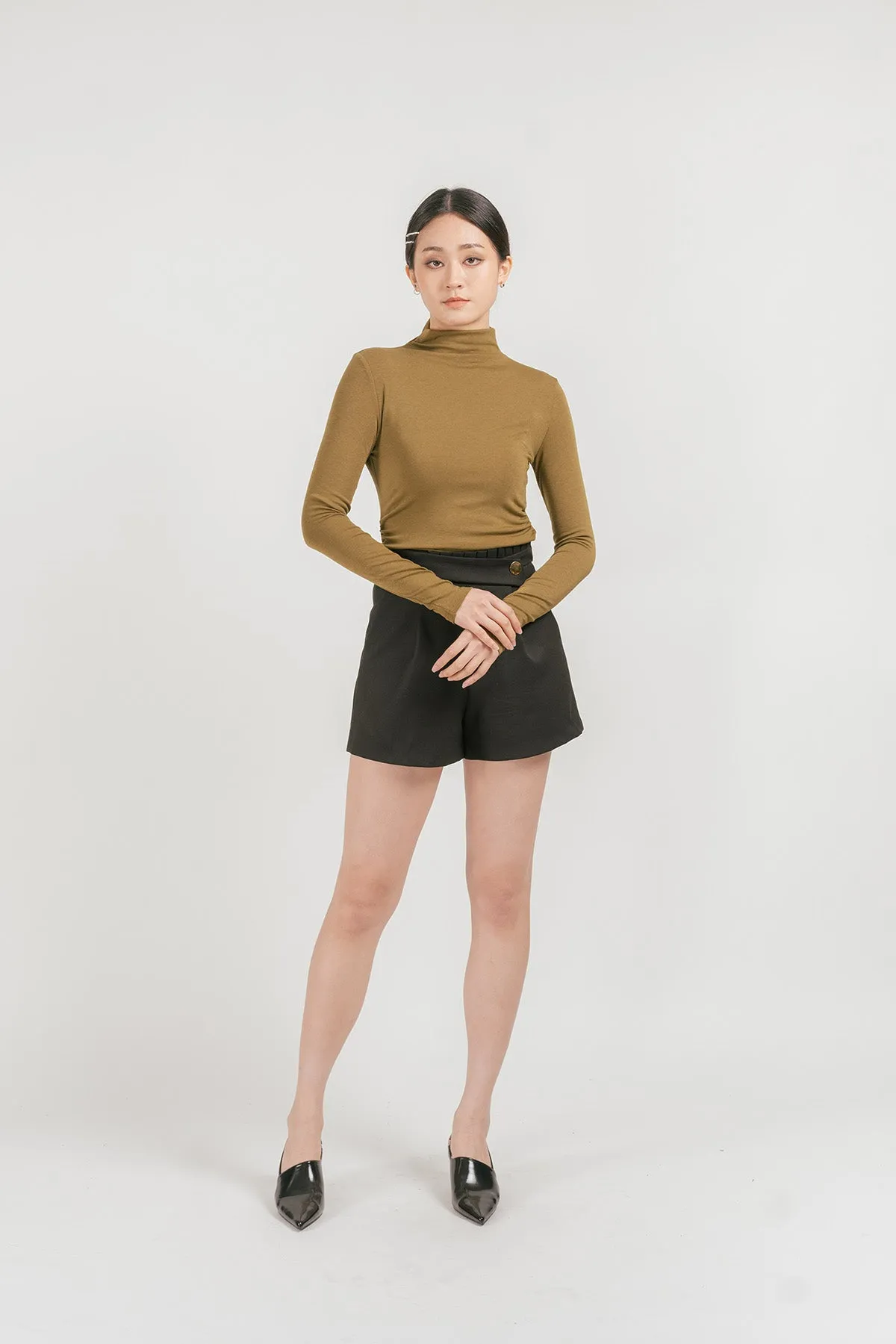 Ovinnea Ruched Turtleneck Top