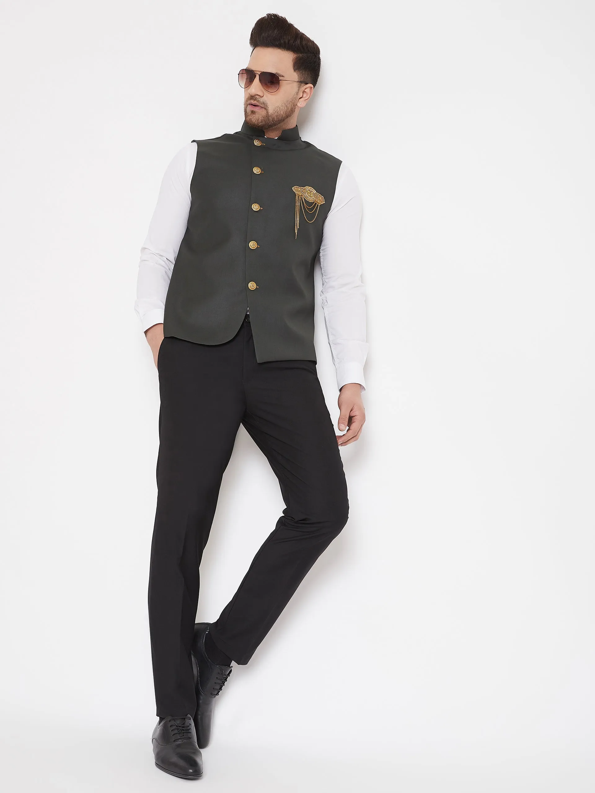 VASTRAMAY Bottle Green Solid Embellished Zardozi Nehru Jacket